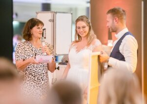 Freie Trauung mit Traurednerin Susanne Schagen Freie Trauung mit Traurednerin Susanne Schagen